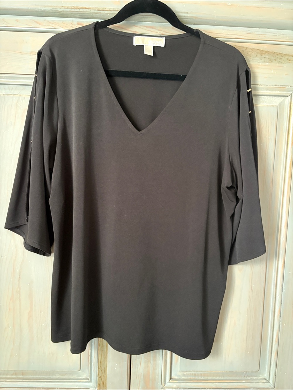 MICHAEL Michael Kors Black V-Neck 3/4 Split Sleeve Top